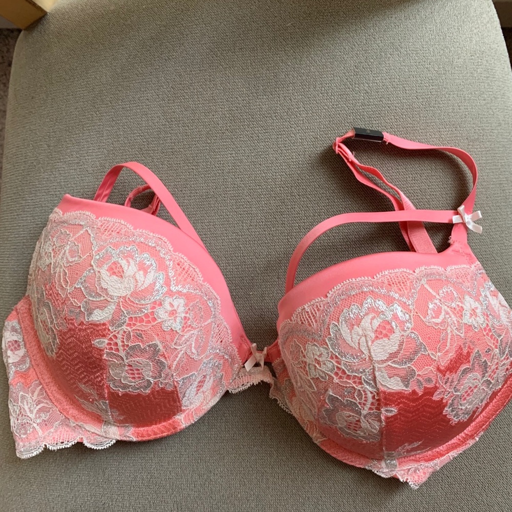 Victoria Secret “Dream Angels Push-Up” bra